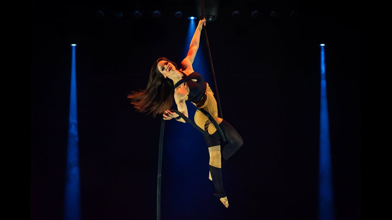German Acrobat and Aerialist | Altus Entertainment