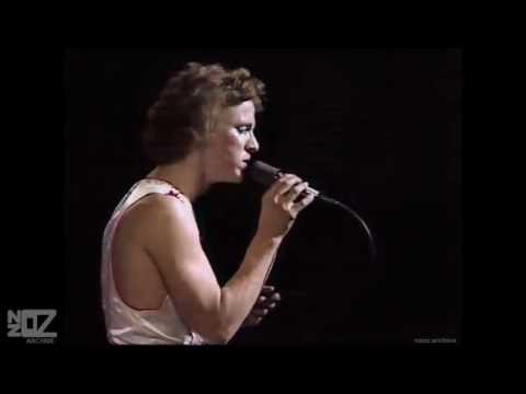 Skyhooks - Living In The 70's / Whatever Happened To The Revolution (1974)