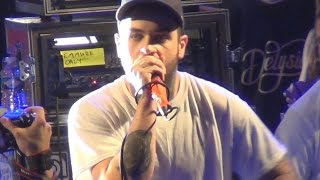 Emmure - 4 Poisons 3 Words + Solar Flare Homicide - Live Paris 2013