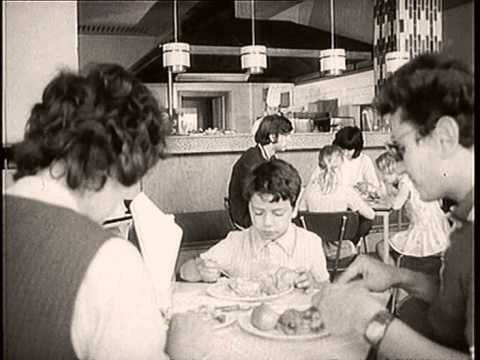 Mahlzeit DDR Teil 1 - Broiler, Ketwurst & Grilletta