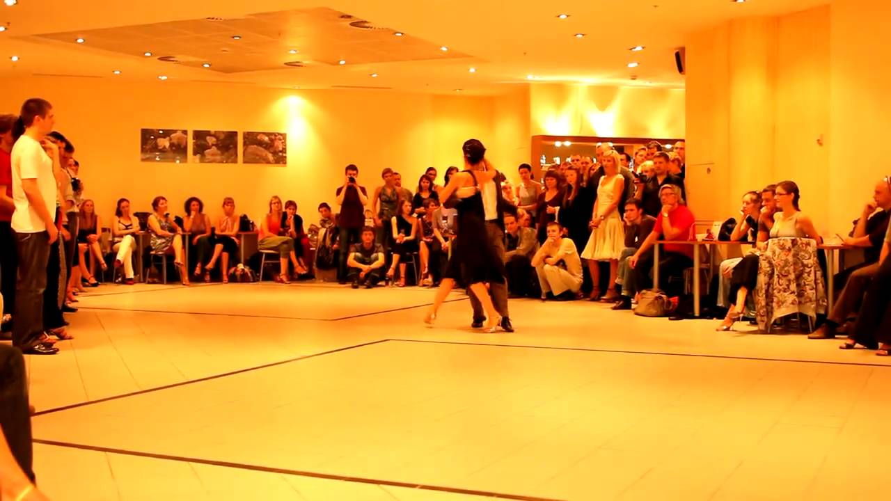 Mila Vigdorova and Daniel at Le Cafe nuevo 2009 08 14