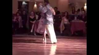 Melina Brufman y Claudio Gonzalez @ Parakultural milonga, salon Canning - Di Sarli "Nada" Oct 2013