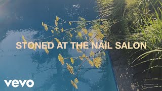 Musik-Video-Miniaturansicht zu Stoned at the Nail Salon Songtext von Lorde