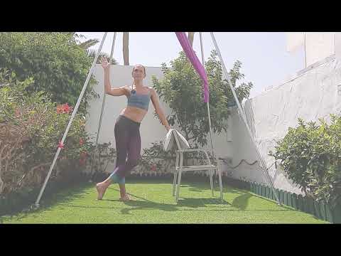 Wellness session - exercises with chair - Sara Na Kanarach -  STREFA RUCHU ON-NLINE