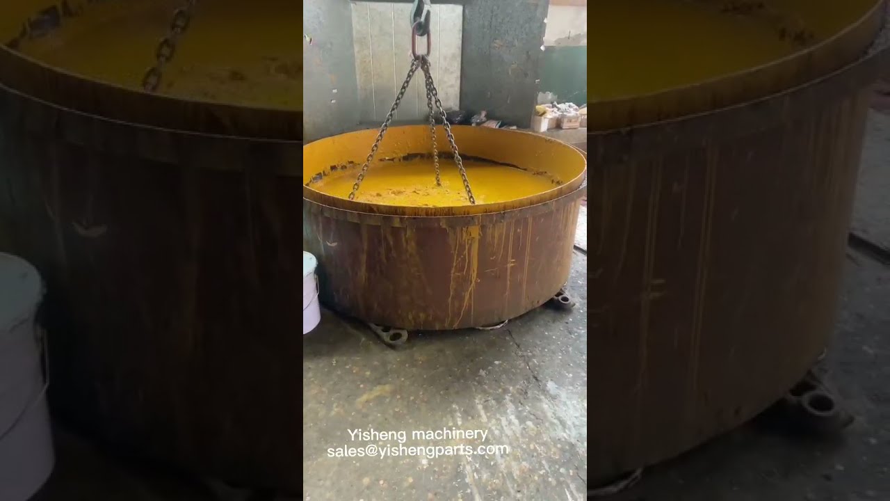 Excavator And Bulldozer Track link assembly track chain painting