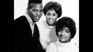 Here Comes Santa Claus - Bobby B Sox &amp; the Blue Jeans