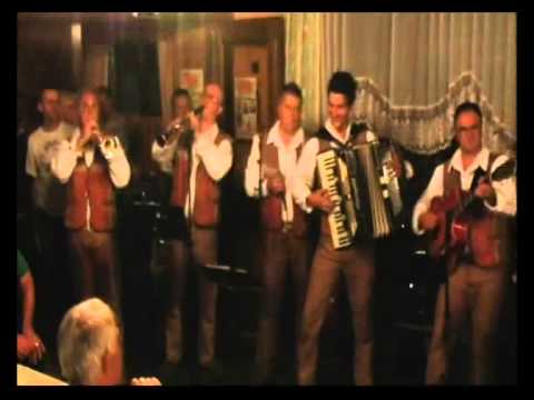 Pajdaši Oberkrainer Kameraden - Ein Musikant kennt kein zu Hause