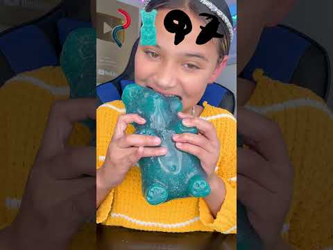 Sour Family GIANT Gummy Animal Challenge! 😱