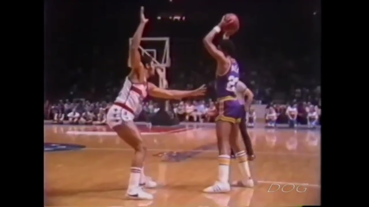 Gail Goodrich Highlights with the Jazz (32 Points)