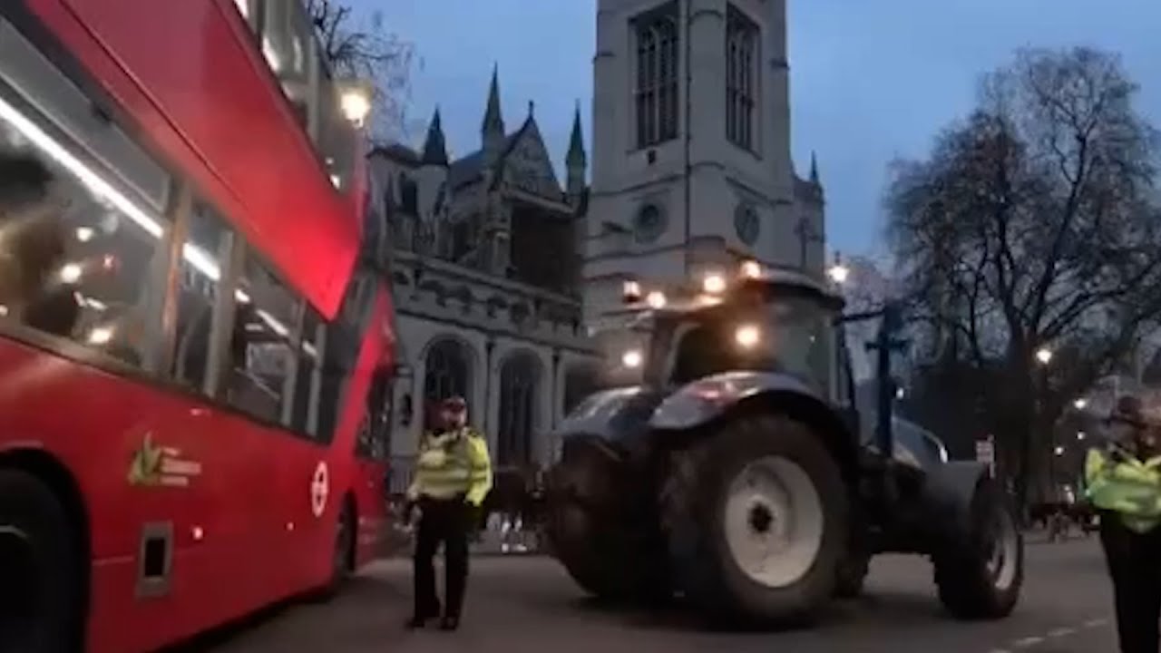 Բրիտանացի ֆերմերները Լոնդոնի կենտրոնում բողոքի ակցիա են կազմակերպել