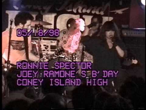 Joey Ramones BDay Part 2  RNRHS 20