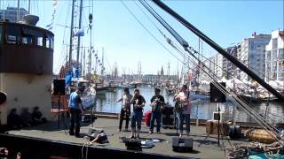 preview picture of video 'Oostende voor Anker 27 May 2012'