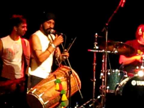 The Dhol Foundation - Prague (Roxy)