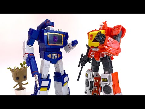 Scale Comparisons: Robot Paradise (Fanstoys) Acoustic Wave (Masterpiece Soundwave)