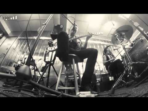 Zico Chain Evasion Acoustic Live at PMT Cambridge with Yamaha Guitars