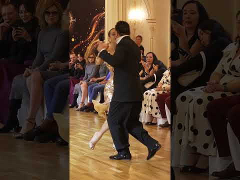 Constanza Vieyto & Ricardo Astrada: Dynamic Tango Energy #tango #tangoperformance