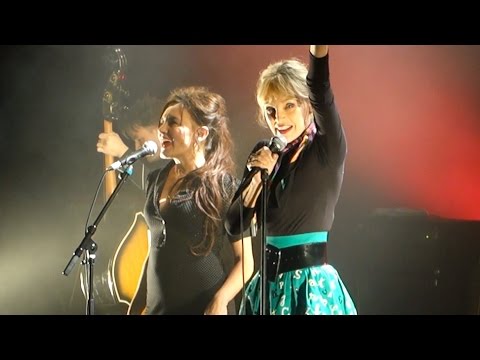 Arielle Dombasle - Chick Habit Live @ La Cigale, Paris, 2015 HD