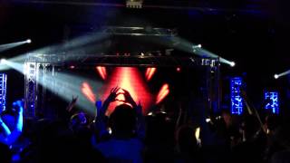 12 - Paul Oakenfold - Amoebaassassin - Piledriver (Adam White Mix) (Cream 20th Anniversary)