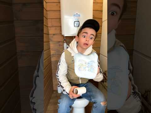 QUAND T’ES AU TOILETTE🔪🤣#humour #shorts