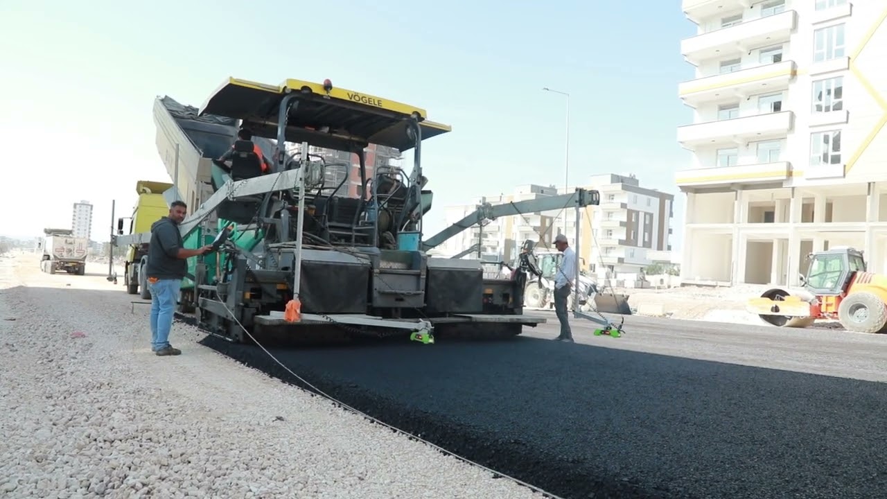 SİVEREK ÇEVRE YOLU’NDA ASFALTLAMA ÇALIŞMALARI HIZLA SÜRÜYOR