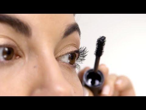 Shiseido Controlled Chaos MascaraInk Lash Defining Blakstienų tušas 01 Juodas 11.5 ml video