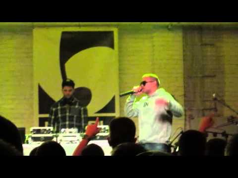 Ziplok - Dan D (Bassivity Digital Showcase, Live @ Mikser House, 02.11.2013.)