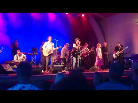 Engmans kapell och Persson och Nya Packet. Hälsingevind