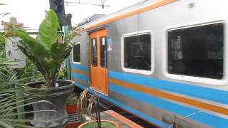 preview picture of video 'KRL KfW Berangkat Stasiun Tanah Abang'