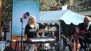 Emily Osment&#39;s 1-800 Clap Your Hands