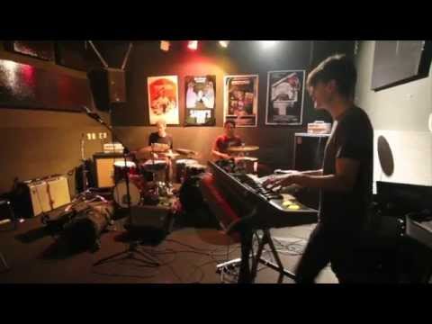 Raibies Jam 1 - Louis Cole, Abe Rounds, Sun Rai