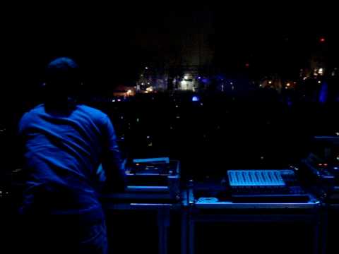 MONSTER MASSIVE 2008 ANTOINE CLAMARAN spins live