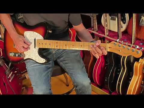 Fender American Standard Telecaster with Maple Fretboard 1998 3 Color Sunburst image 23