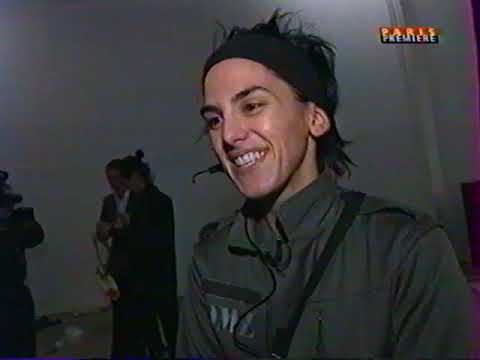 LONDON, READY TO WEAR FASHION SHOW 1999-2000