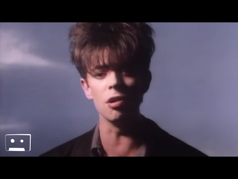 Echo & The Bunnymen - Bring on The Dancing Horses (Official Music Video)