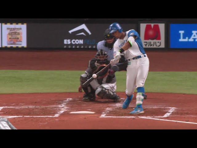 【4回裏】弾丸ライナーで突き刺した!! ファイターズ・万波中正 第19号のソロホームラン!! 2023年8月17日 北海道日本ハムファイターズ 対 千葉ロッテマリーンズ