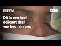 Ebonee heeft een bijzondere verschijning rondom haar ogen.