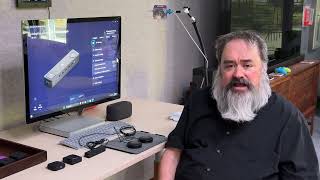People with involuntary movement benefit using longpress with the Micr