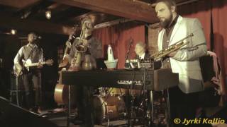 Dalindèo - Ota linja 8 (video Jyrki Kallio)