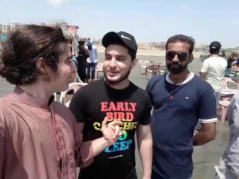 Nasir khanjan with friends Karachi beach sea