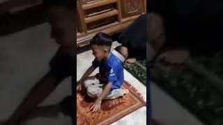 Download lagu anak 4 tahun pintar jadi imam sholat berjamaah mp3
