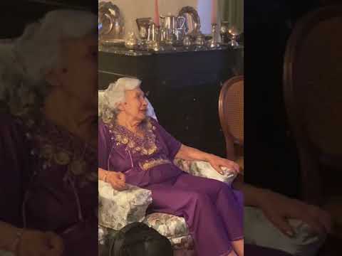 Lorenzo Andreaggi canta SULLA CARROZZELLA (Porta Romana - San Giovanni - Firenze)