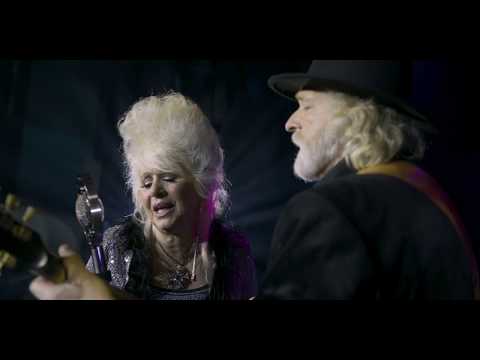 Tom The Suit Forst - Everything is Falling (Official Video) Feat. Christine Ohlman of SNL Band