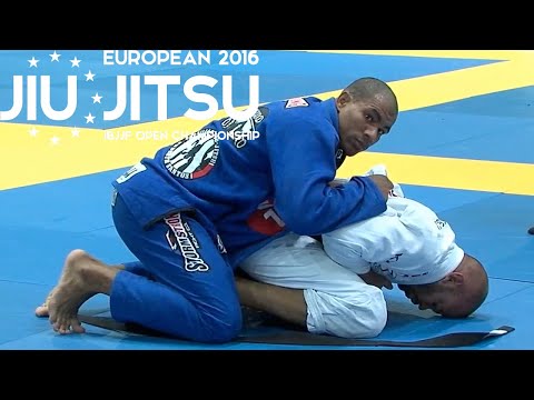 Erberth Santos v Lucio "Lagarto" Rodrigues / European 2016