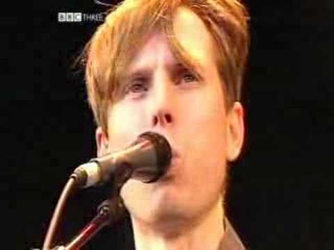 11 Darts of Pleasure - Franz Ferdinand - Glastonbury 2004