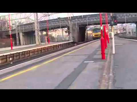 (HD) FreightLiner 90016 Passes Staffowith an InterModal