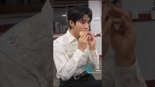 Download lagu Happy birthday Kim Hanbin 131 mp3