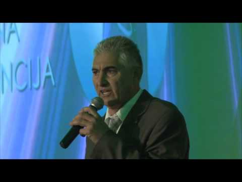 Špiro Manojlović, Marija Čolović - Ovaj posao rade i očevi sa kćerkama