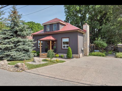 1490 Dundas Crescent, Mississauga, ON