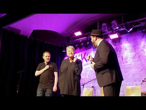 Zum ersten mal in Rotlichtviertel - Impro-Spiel "Dreier-Synchro"