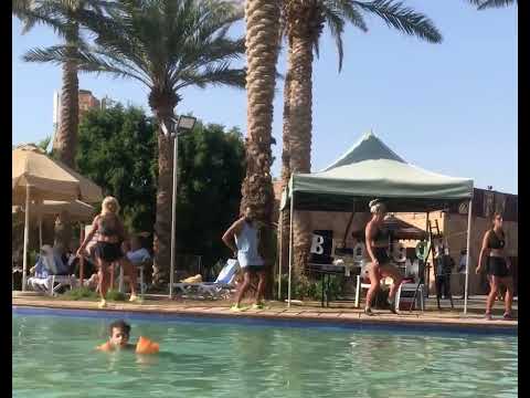 MO DIAKITE -Shake Body